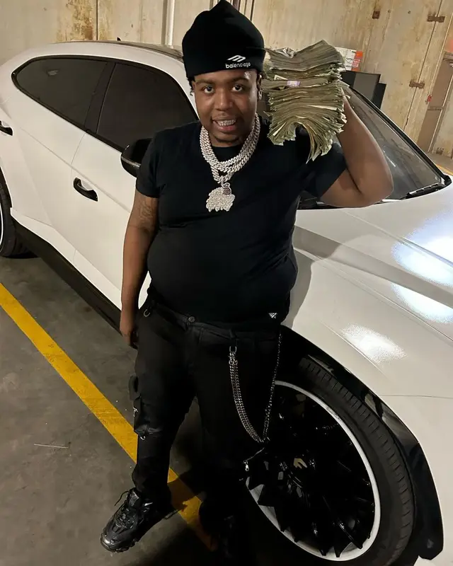 Big30 outfit in Paper Planes and Balenciaga, 2022