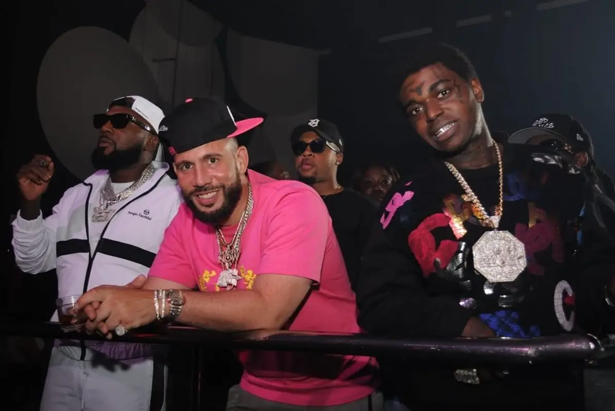 Jeezy outfit in Off-White and Sergio Tacchini, 2022