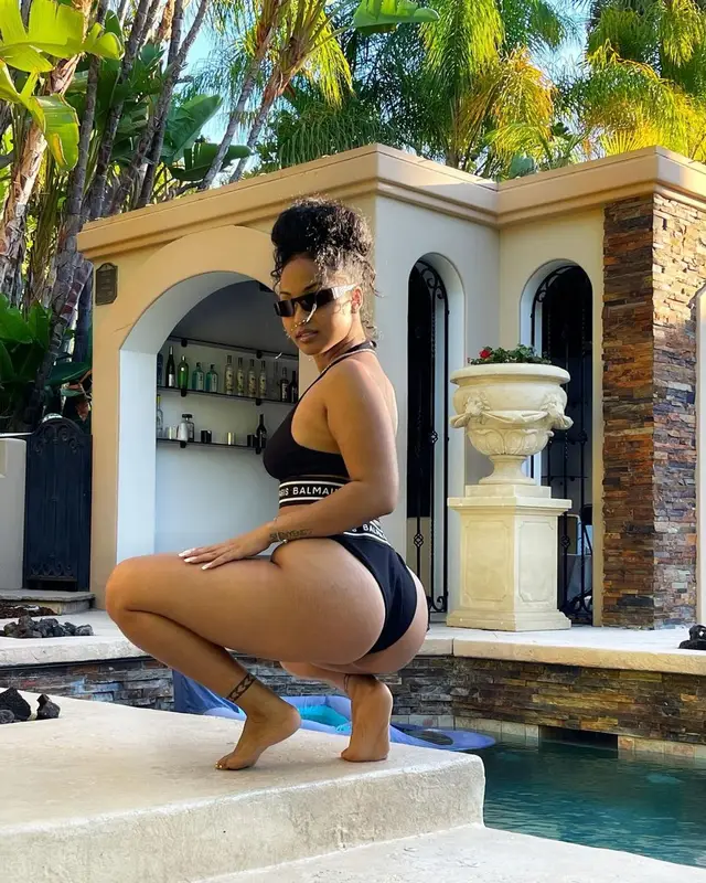Shenseea outfit in Balenciaga and Balmain, 2021
