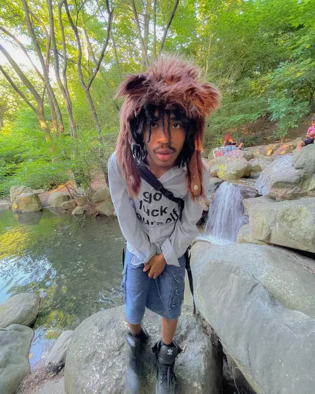 Christ outfit in Safety Bear, 2022