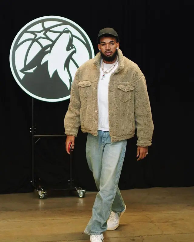 Karl Anthony Towns outfit in Nike, Balenciaga, and Off-White, 2022
