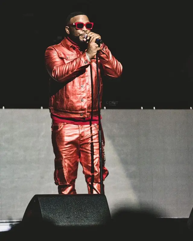 Pleasure P outfit in Valabasas and Off-White, 2022