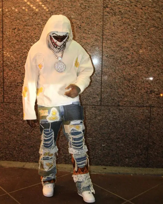 EST Gee outfit in Who Decides War, Nike, and De Chief , 2022
