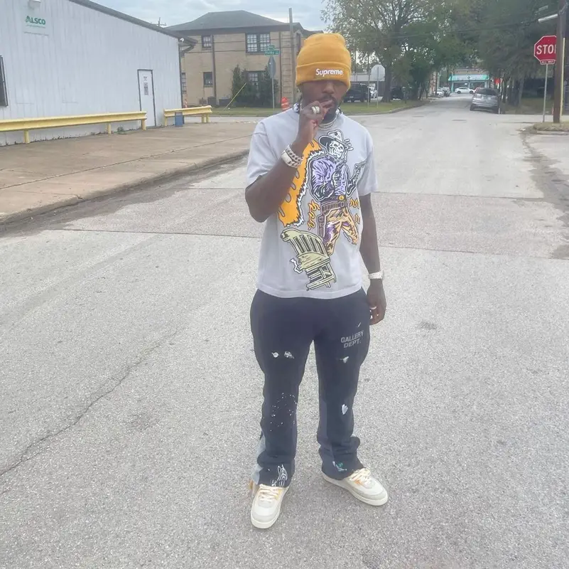 Sauce Walka outfit in Gallery Dept., Jordan, and Supreme, 2022