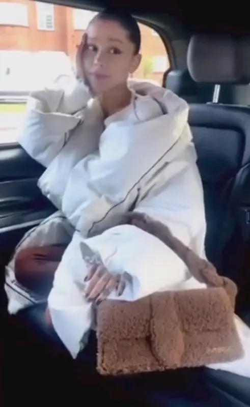 Ariana Grande outfit in Maison Margiela, Girlfriend, and Jacquemus, 2022