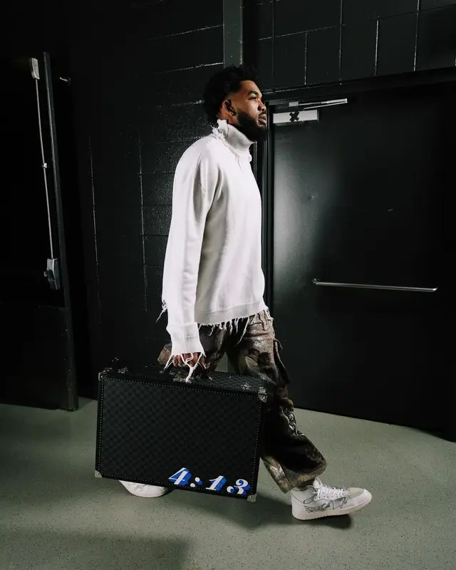 Karl Anthony Towns outfit in Vetements, Off-White, and Louis Vuitton, 2022