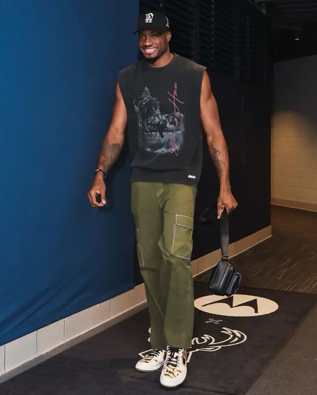 Thanasis Antetokounmpo outfit in Back of House, Nike, and From a Penny, 2022
