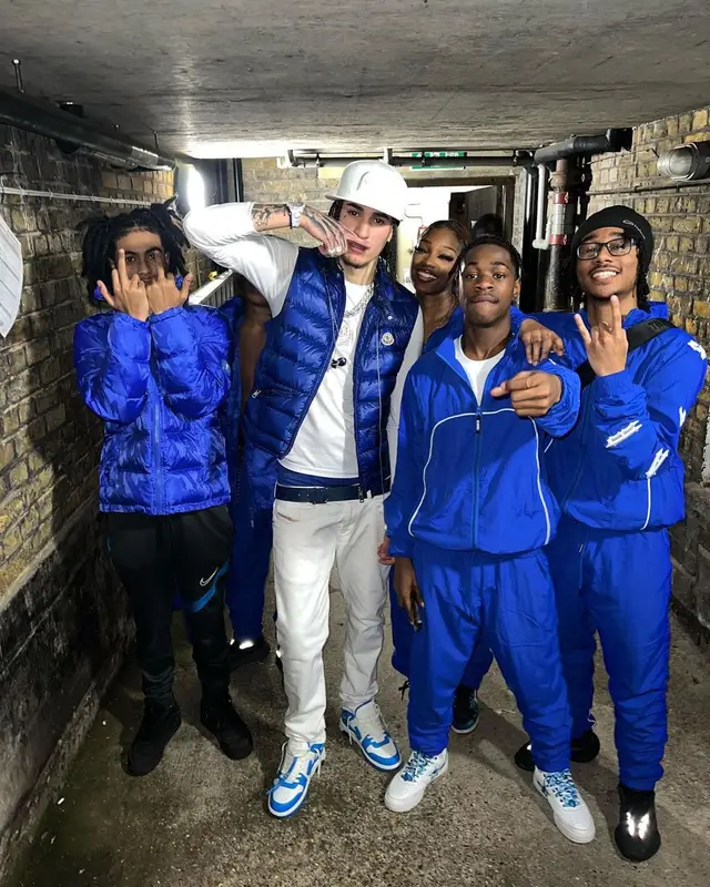 Rondodasosa outfit in Moncler, Louis Vuitton, and New Era, 2022