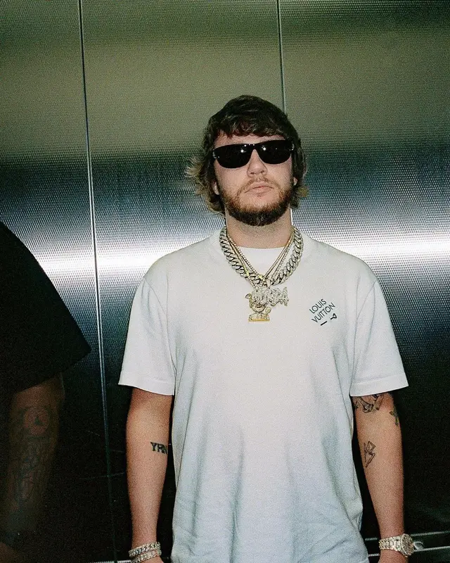 Murda Beatz outfit in Louis Vuitton and Nike, 2022