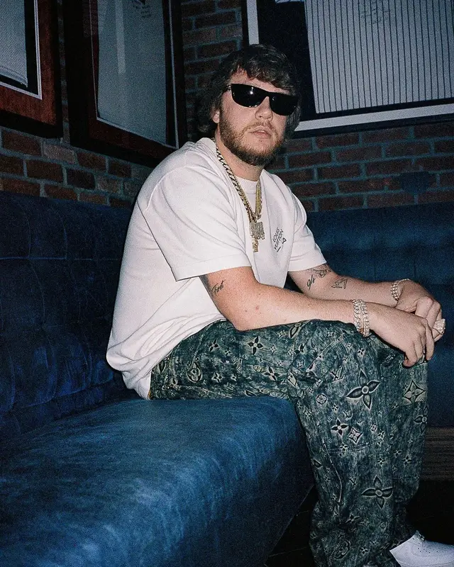 Murda Beatz outfit in Louis Vuitton and Nike, 2022
