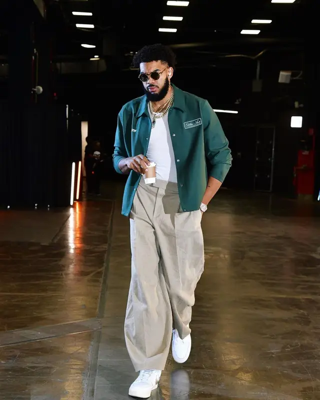 Karl Anthony Towns outfit in Kith, Bottega Veneta, and Nike, 2022