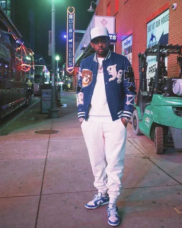 Fabolous outfit in Jon Stan, Nike, and New Era, 2022