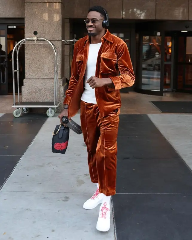 Thanasis Antetokounmpo outfit in Supreme, Louis Vuitton, and Nike, 2022