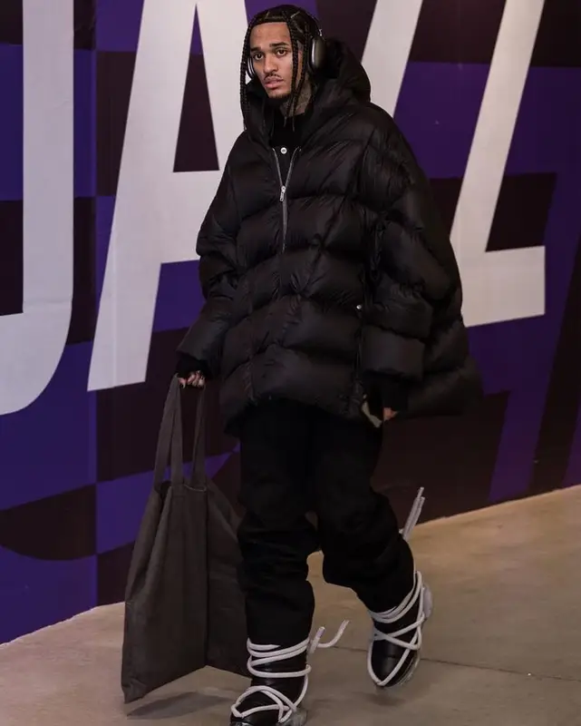Jordan Clarkson outfit in Rick Owens and Apple, 2022