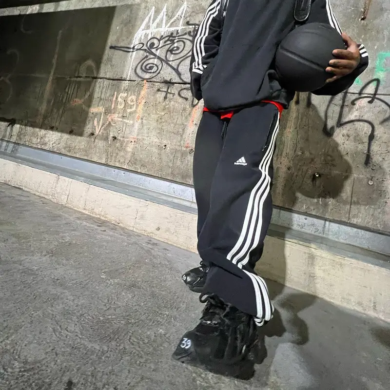 Lil Uzi Vert outfit in Adidas and Balenciaga, 2022
