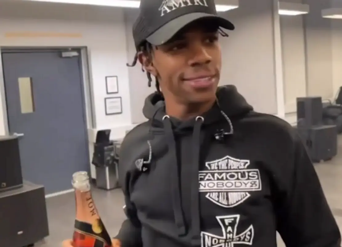 A Boogie Wit Da Hoodie outfit in Famous Nobody’s, 2022