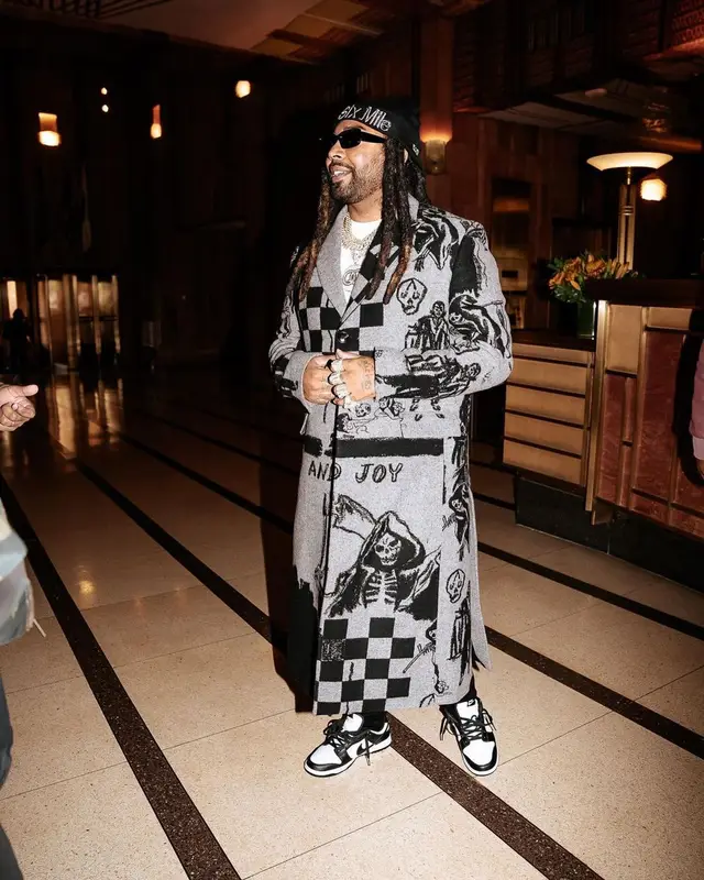 Icewear Vezzo outfit in Amiri, Nike, and New Era, 2022