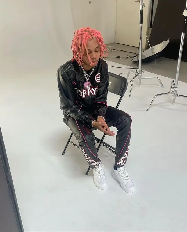 SoFaygo outfit in Cease±Desist and Nike, 2022