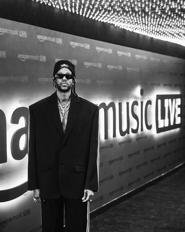 2 Chainz outfit in Adidas and Balenciaga, 2022