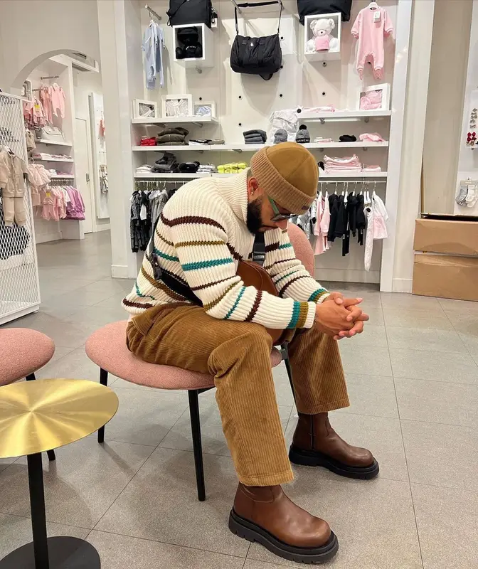 Memphis Depay outfit in Bottega Veneta, Dior, and Loro Piana, 2022