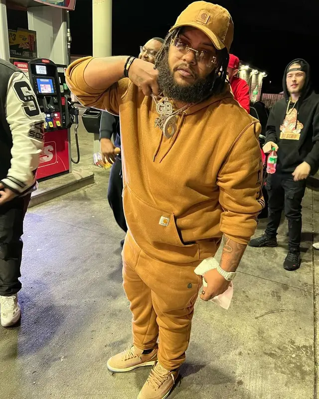 RMC Mike outfit in Jordan and Carhartt, 2022