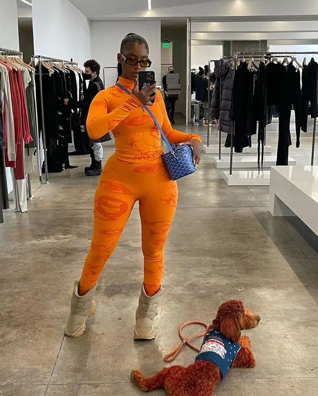 Raven Tracy outfit in Lapp and Yeezy, 2021