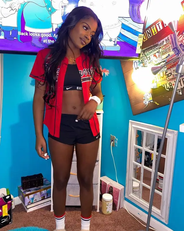Omeretta The Great outfit in Nike, 2021