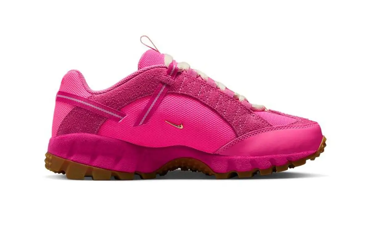 Nike Air Humara LX Pink $170