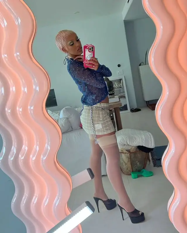 Doja Cat outfit in With Jean, OHT, and Miaou, 2022