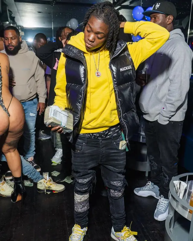 Jenn Carter outfit in Off-White, Amiri, and Nike, 2022
