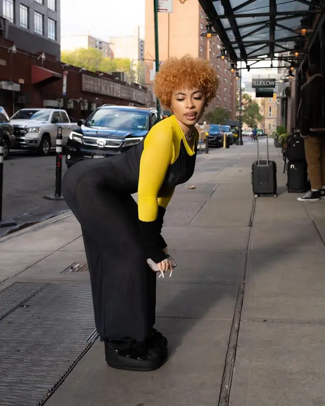Ice Spice outfit in Moon Boot, 2022