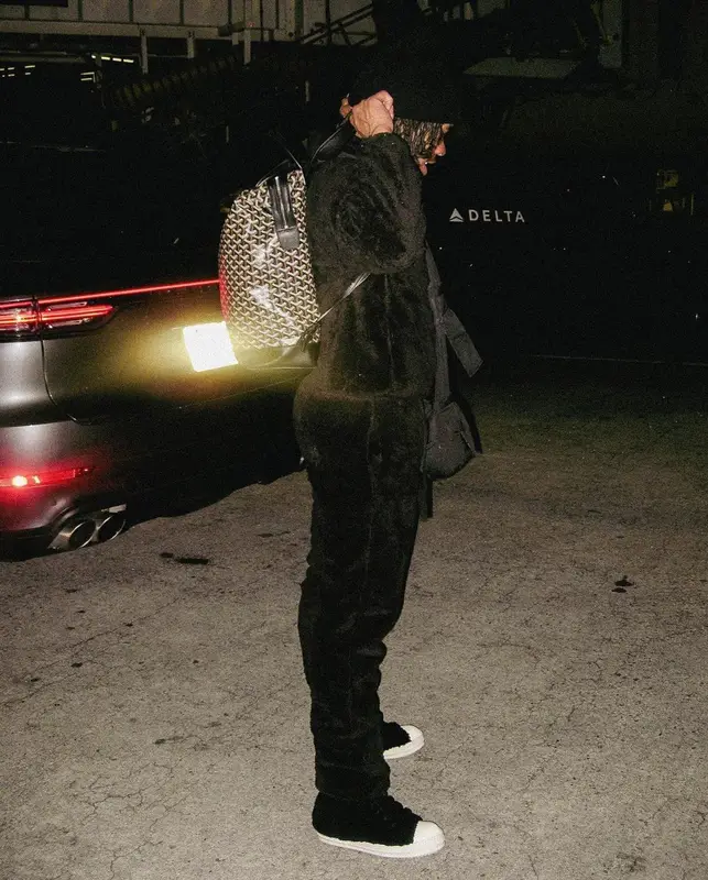 Lil Baby outfit in Sinclair, Bottega Veneta, and Goyard, 2022