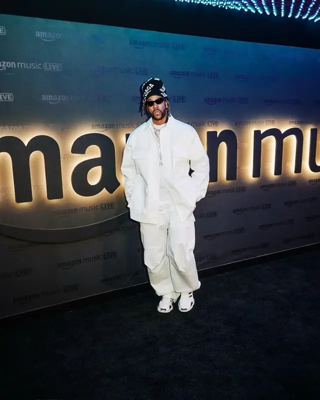 2 Chainz outfit in Adidas and Balenciaga, 2022