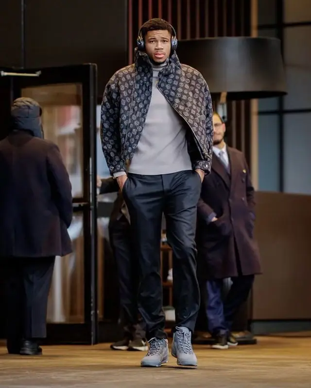 Giannis Antetokounmpo outfit in Giorgio Armani and Jordan, 2022