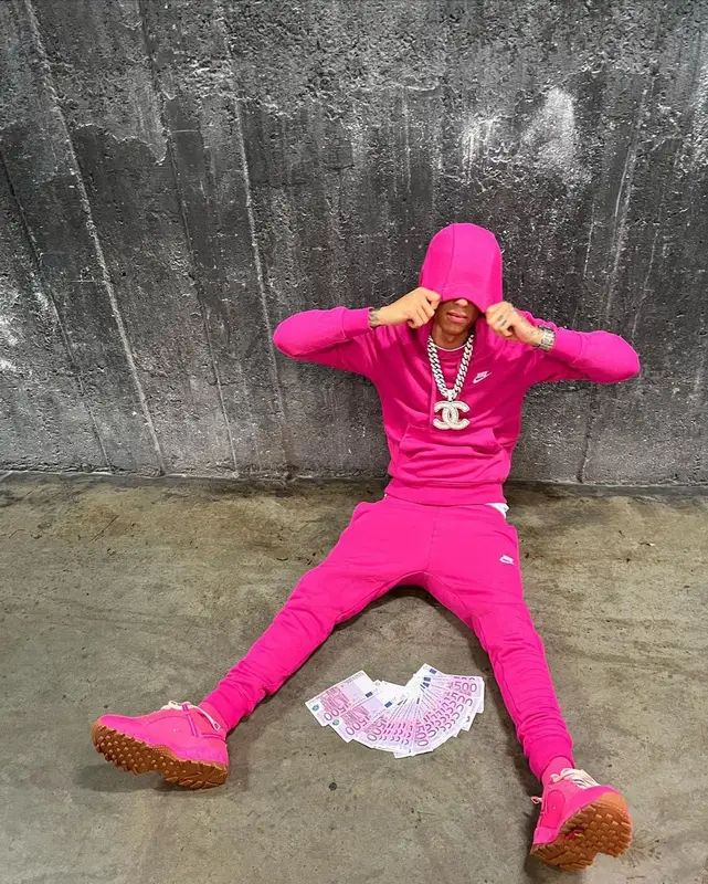 Central Cee outfit in Nike and Jacquemus, 2022
