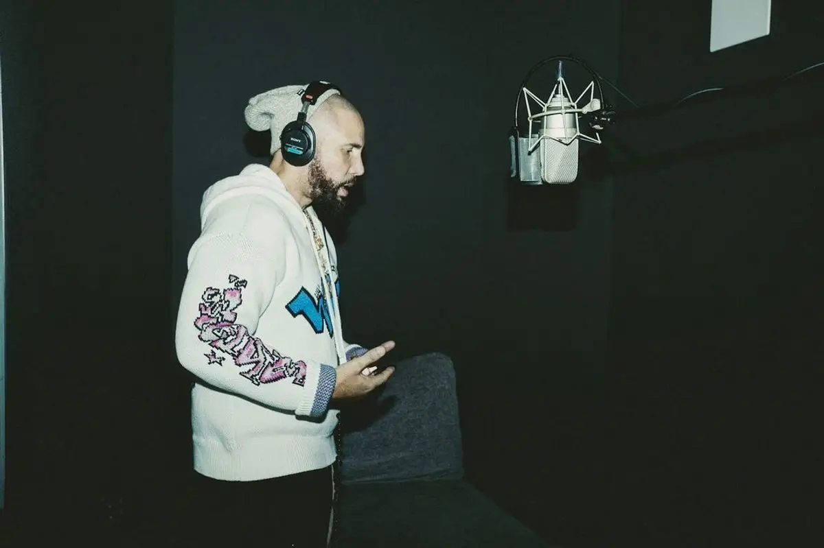 DJ Drama outfit in Off-White, Rick Owens, and Nike, 2022
