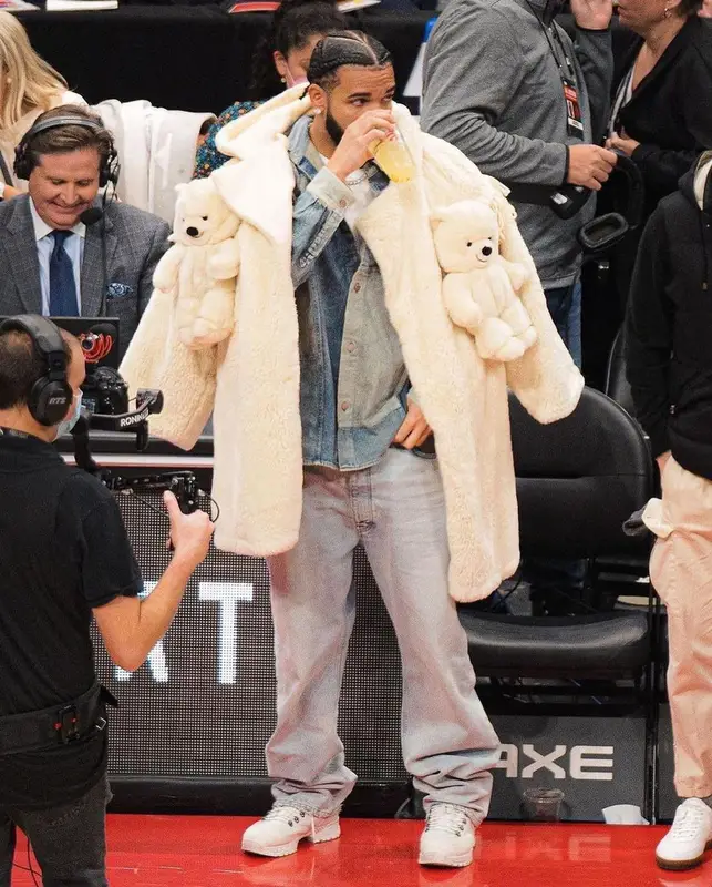 Drake outfit in Jean-Charles de Castelbajac, Ambush, and Balenciaga, 2022