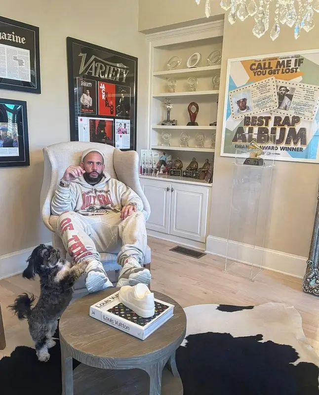 DJ Drama outfit in Denim Tears, Dior, and Louis Vuitton, 2022