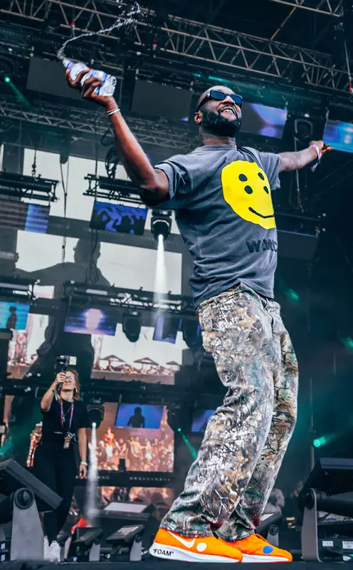 Virgil Abloh outfit in Cactus Plant Flea Market, Mossy Oak, and Off-White, 2022
