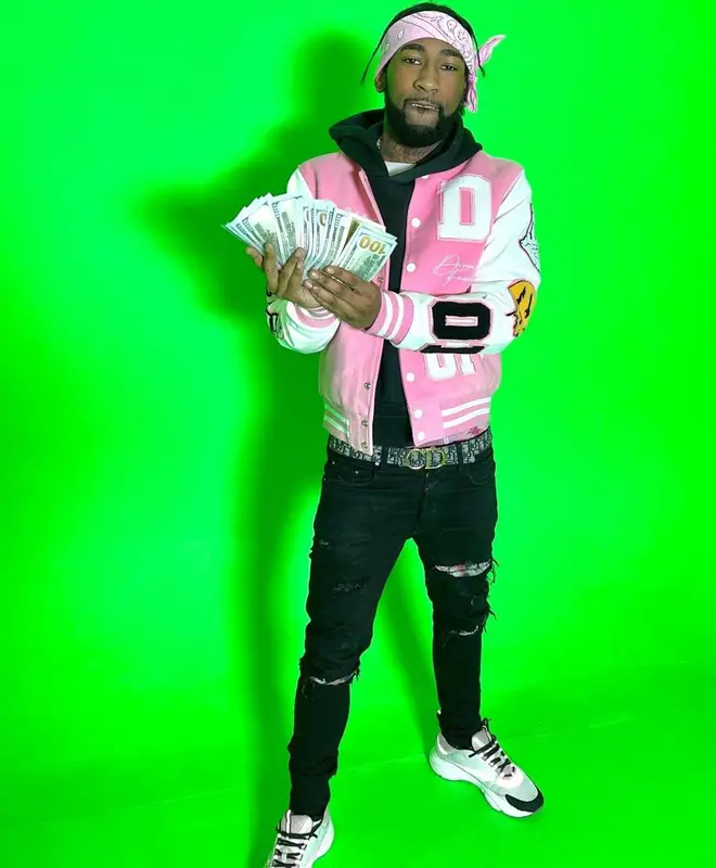 Ron Suno outfit in Divine Fashion, Amiri, and Dior, 2022