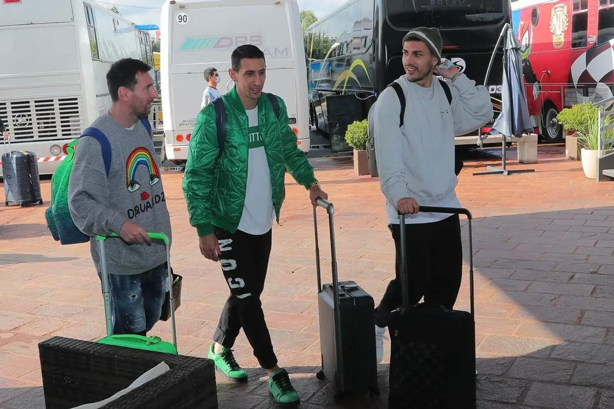 Angel Di Maria outfit in Louis Vuitton and Dsquared2, 2022