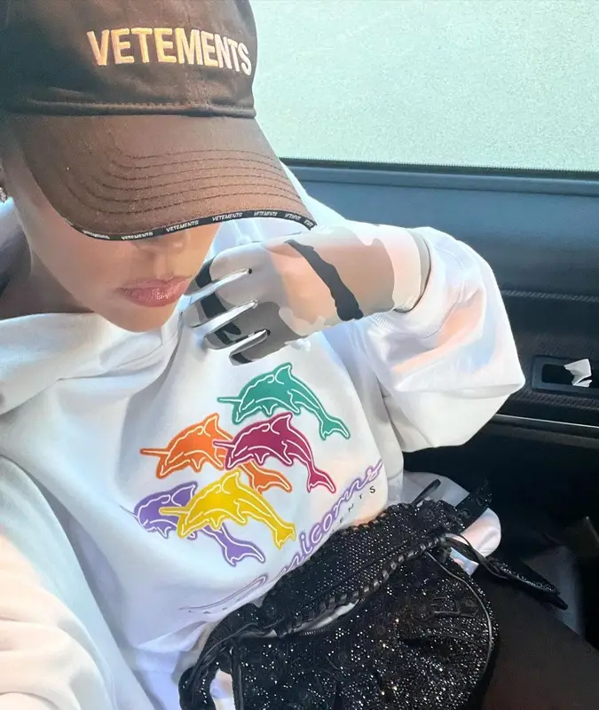 Georgina Rodriguez outfit in Balenciaga and Vetements, 2022