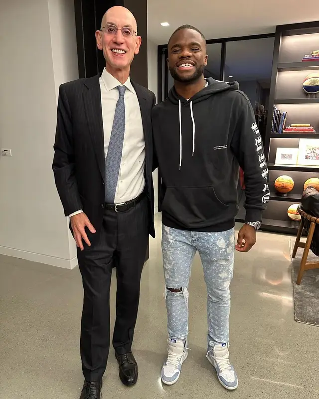 Frances Tiafoe outfit in Purple Brand and Nike, 2022