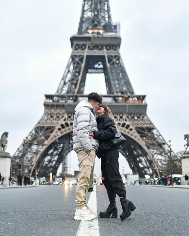 Alejandro Garnacho outfit in Dior and Stone Island, 2022