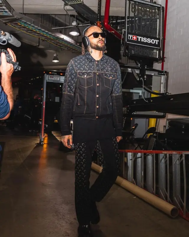 Gary Trent J.R outfit in Marine Serre, Prada, and Apple, 2022
