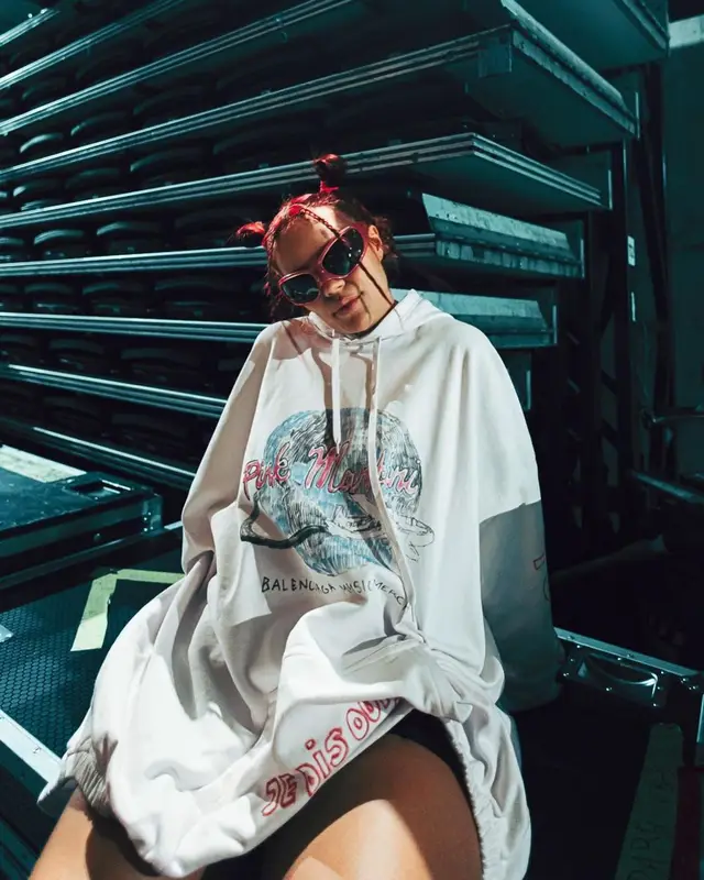 Karol G outfit in Balenciaga, 2022