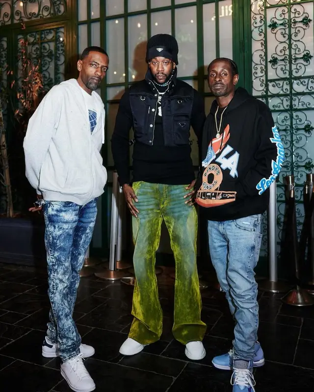 2 Chainz outfit in Cout De La Liberte and Prada, 2022