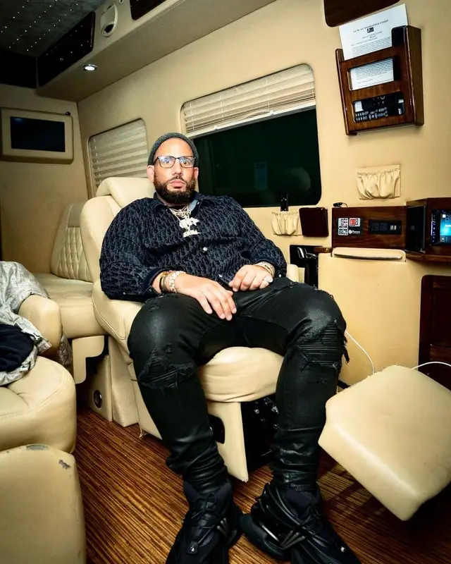 DJ Drama outfit in Dior, Amiri, and Balmain, 2022