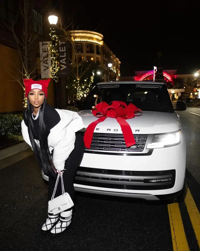 LightSkinKeisha outfit in Chanel and Loverboy by Charles Jeffrey, 2022