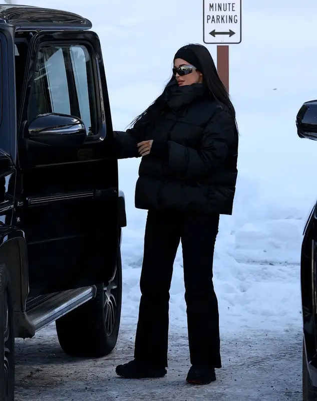 Kylie Jenner outfit in Moncler and Dior, 2022